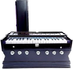 SG MUSICAL 3 1/4 Octave, Double Bellow, 39 Keys,7 Stopper FTGHARL22 3.25 Octave Hand Pumped Harmonium   (Three Fold Bellow, Bass Reed, Male Reed)