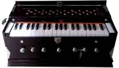SG MUSICAL 3 1/4 Octave, Double Bellow, 39 Keys,7 Stopper FTGHARL32 3.25 Octave Hand Pumped Harmonium   (Three Fold Bellow, Bass Reed, Male Reed)