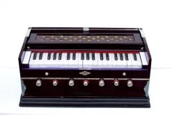 MEGHA Bass Reed & Male Reed Double Fold Bellow & 39 Keys,7 Stopper Octave Hand Pumped MEGHA01 3.25 Octave Hand Pumped Harmonium   (Three Fold Bellow, Bass Reed, Male Reed)