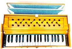 SG MUSICAL NEHSHR145 3.25 Octave Hand Pumped Harmonium   (Three Fold Bellow, Bass Reed, Male Reed)