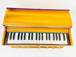 SG MUSICAL HSHARM02 3.25 Octave Hand Pumped Harmonium   (Three Fold Bellow, Bass Reed, Male Reed)