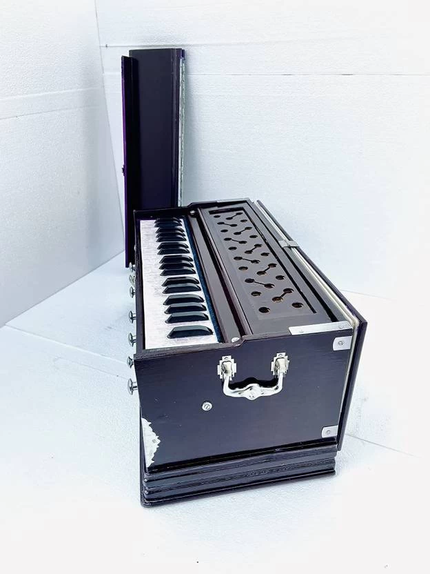 SG MUSICAL 7 Stopper Bass Male Harmonium Harmonium01 3.25 Octave Hand Pumped Harmonium (Three Fold Bellow, Bass Reed) 6 SG MUSICAL 7 Stopper Bass Male Harmonium Harmonium01 3.25 Octave Hand Pumped Harmonium (Three Fold Bellow, Bass Reed) - Image 4