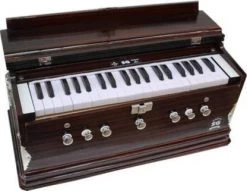 HS Internet 7 Stopper 39 Keys Harmonium Octave Harmonium 3.4 Octave Hand Pumped Harmonium   (Two Fold Bellow, Bass Reed, Male Reed)