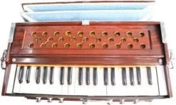 HS Internet Bass Reed & Male Reed Double Fold Bellow & 39 Keys Student 7 Stopper Harmonium 3.4 Octave Hand Pumped Harmonium   (Two Fold Bellow, Bass Reed)