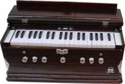 HS Internet TBT20 3 1/4 Octave Harmonium (Two Fold Bellow) 3.25 Octave Hand Pumped Harmonium   (Two Fold Bellow, Bass Reed, Female Reed)